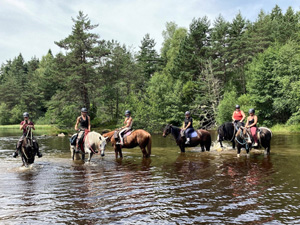 randonnée à cheval France Auvergne-Rhône-Alpes photo 4