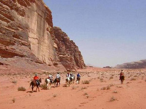 randonnée à cheval jordanie wadi rum la chevauchée du wadi rum