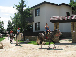 randonnée à cheval bulgarie centre la bulgarie médiévale