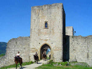 randonnée à cheval france occitanie le sentier cathare