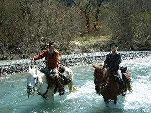 randonnée à cheval france provence-alpes stage d'initiation en provence